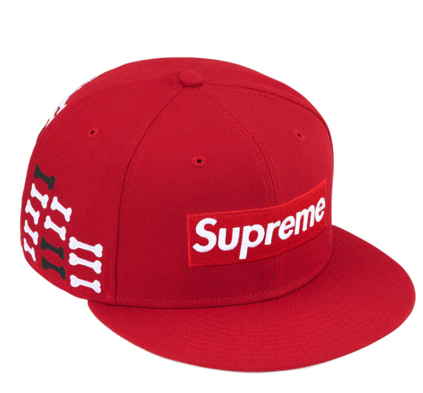 SUPREME -Bones Box Logo New Era®