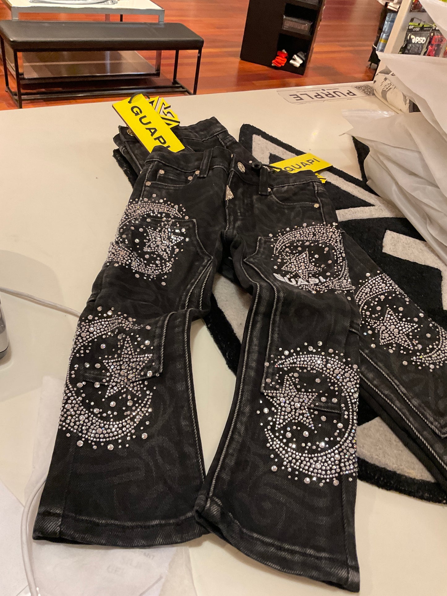 GUAPI| KIDS OBSIDIAN BLACK DISTRESSED DENIM