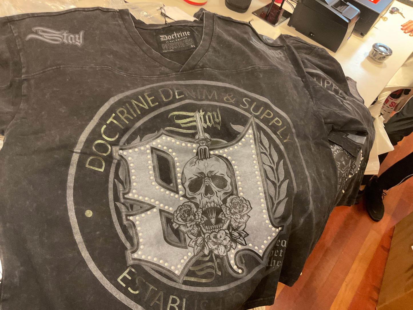 DOCTRINE-BLACK LIGHTNING FOOTBLL JERSEY BLACK WASH-DBO301