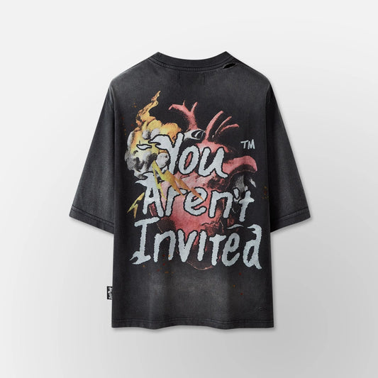 Hyde Park yak crayon, black tee