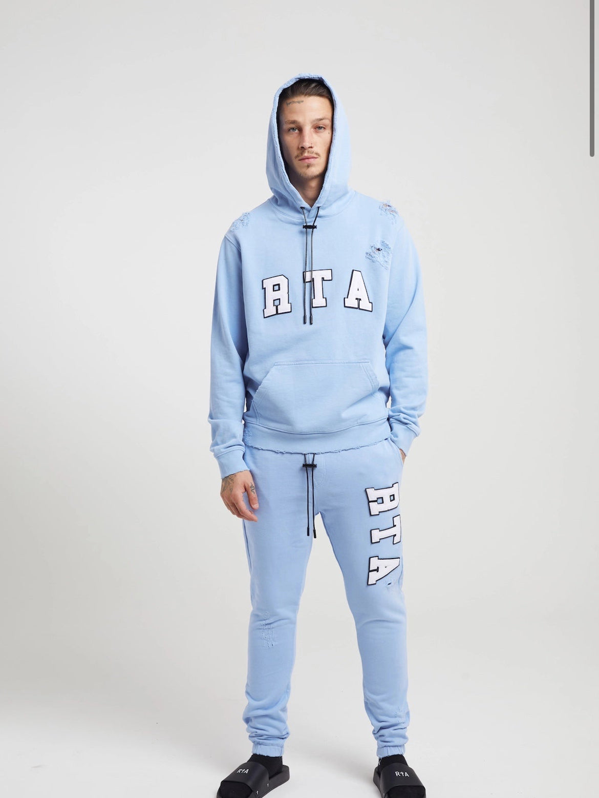 RTA-OWEN SWEATPANT | SKY BLUE COLLEGIATE