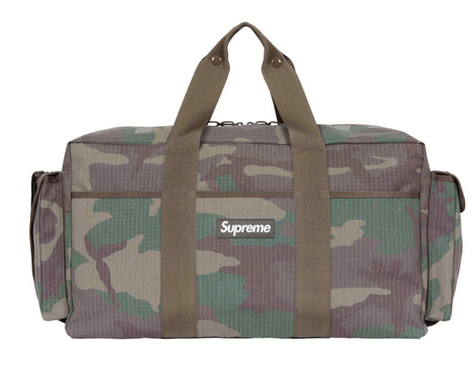 SUPREME -Duffle Bag Woodland Camo -SS24B22