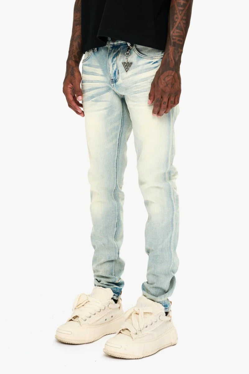VALABASAS MR. SLIM JEAN LIGHT WASH