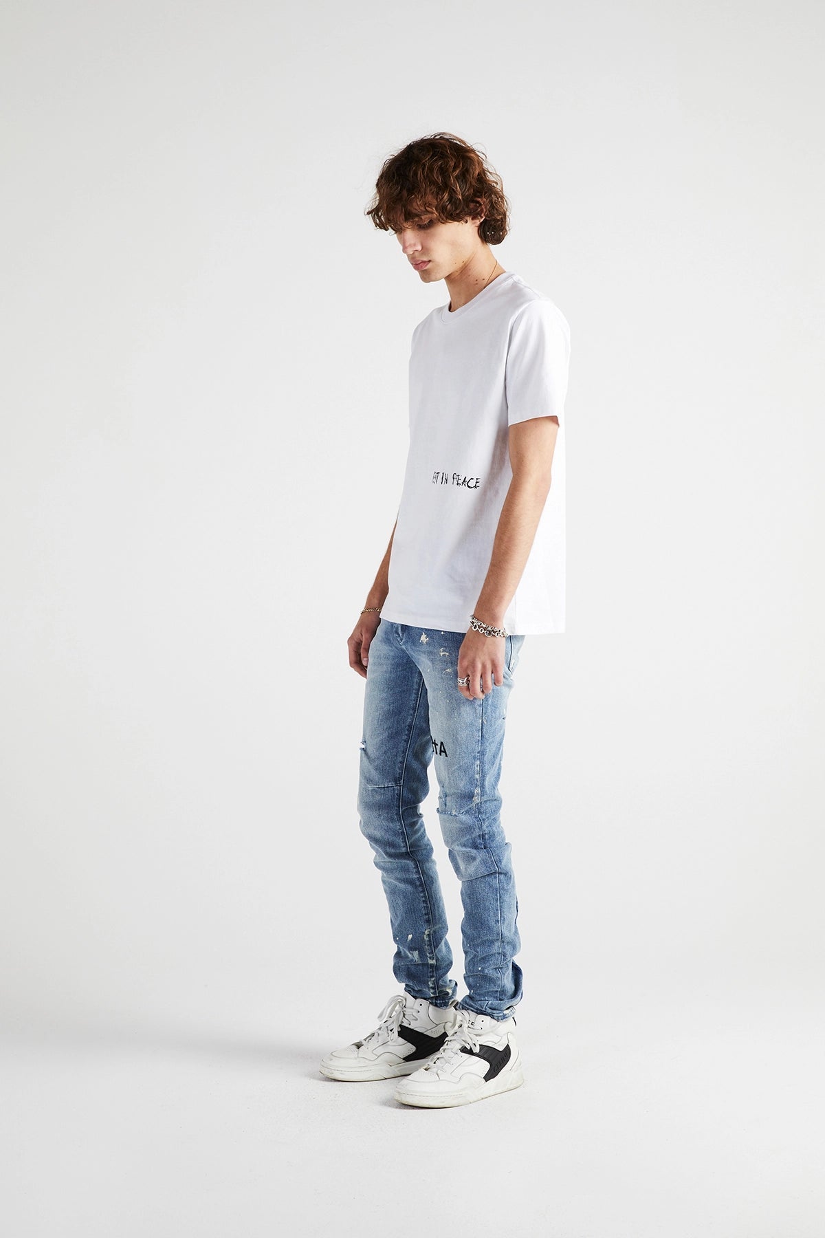 RTA LIAM TEE | WHITE R.I.P. CROSS