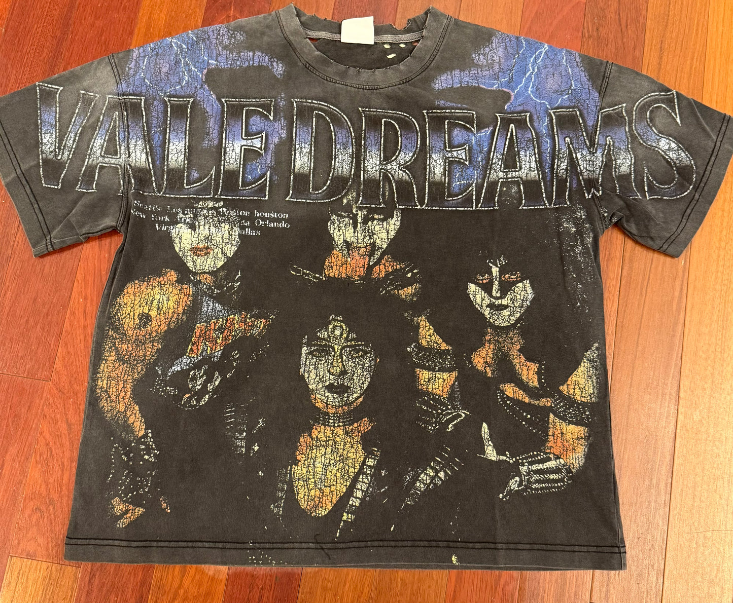 VALE FOREVER BLACK T-SHIRT