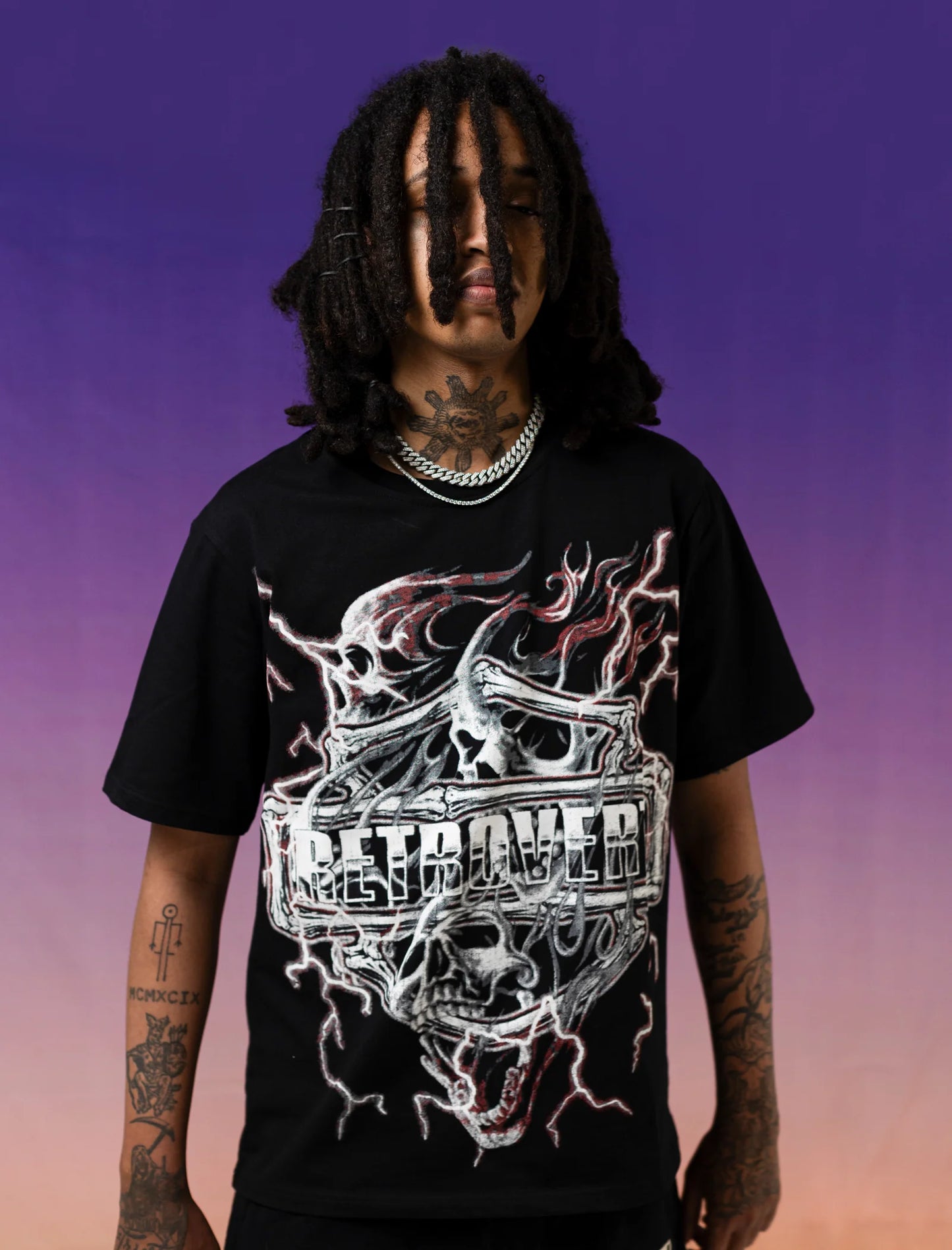 RETRO VERT RED SKULL SHIRT-BLACK