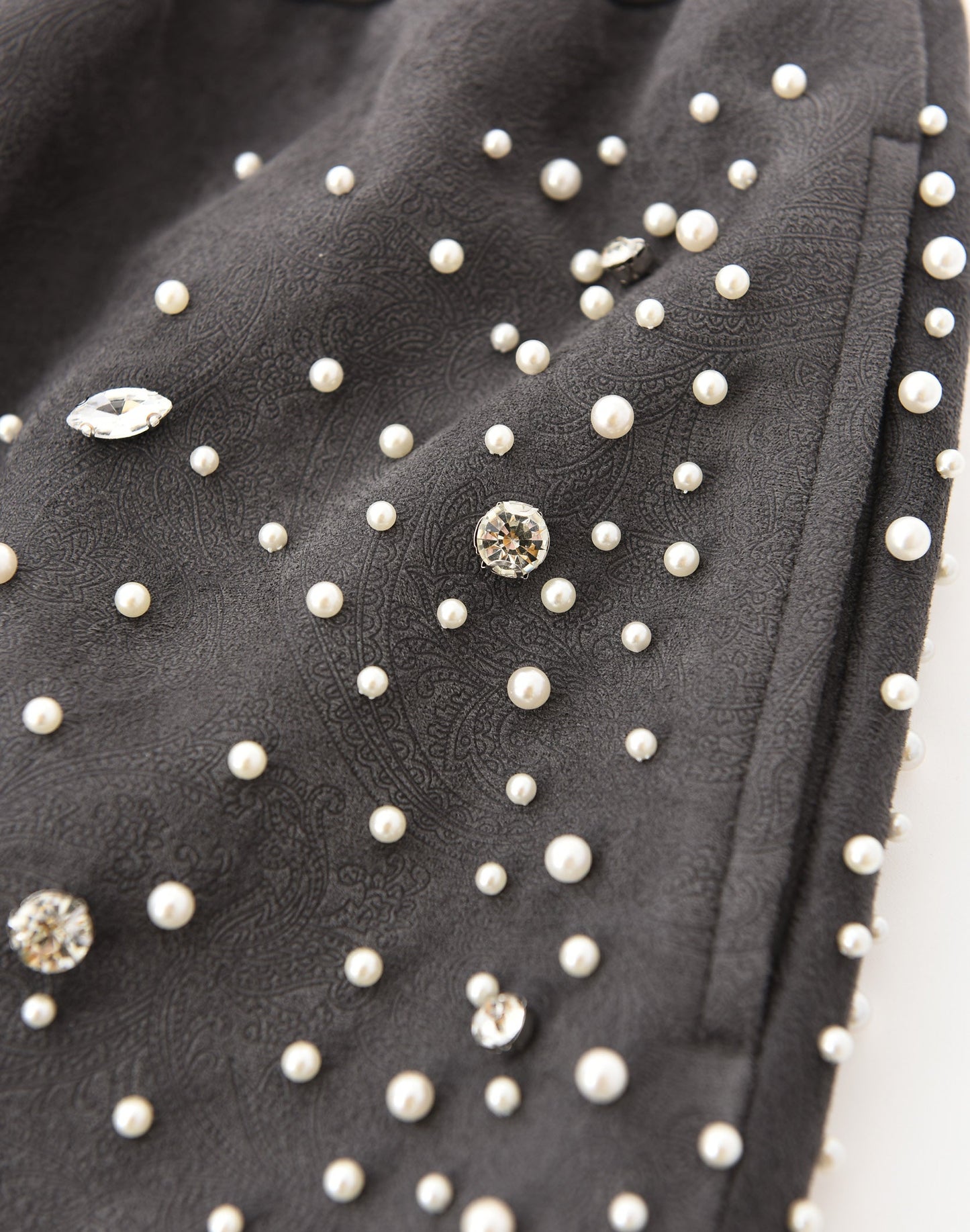 BIRTH OF ROYAL CHILD-Cashew Blossom Pearl Sweatpants