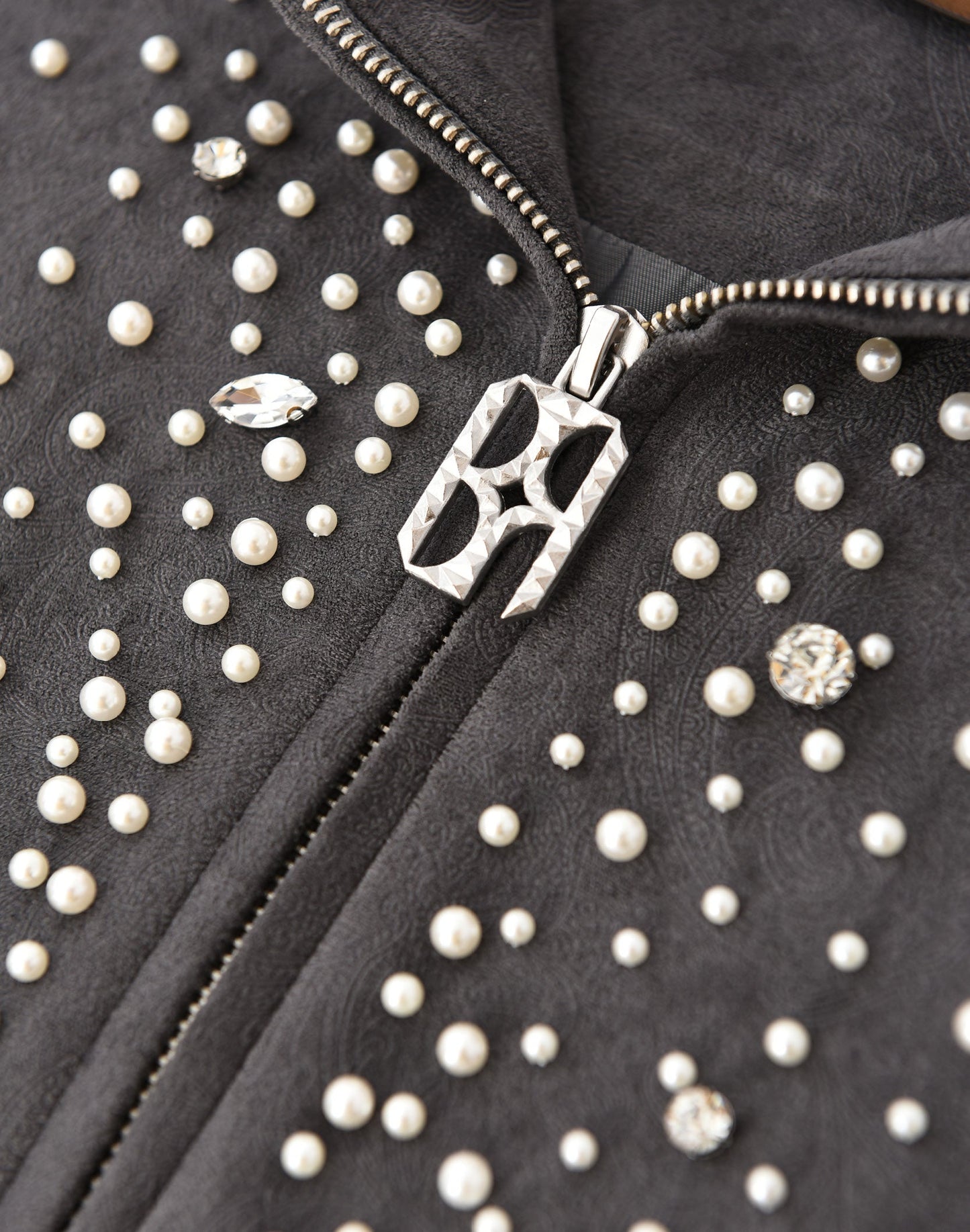BIRTH OF ROYAL CHILD-Cashew Blossom Pearl Zipper Hoodie
