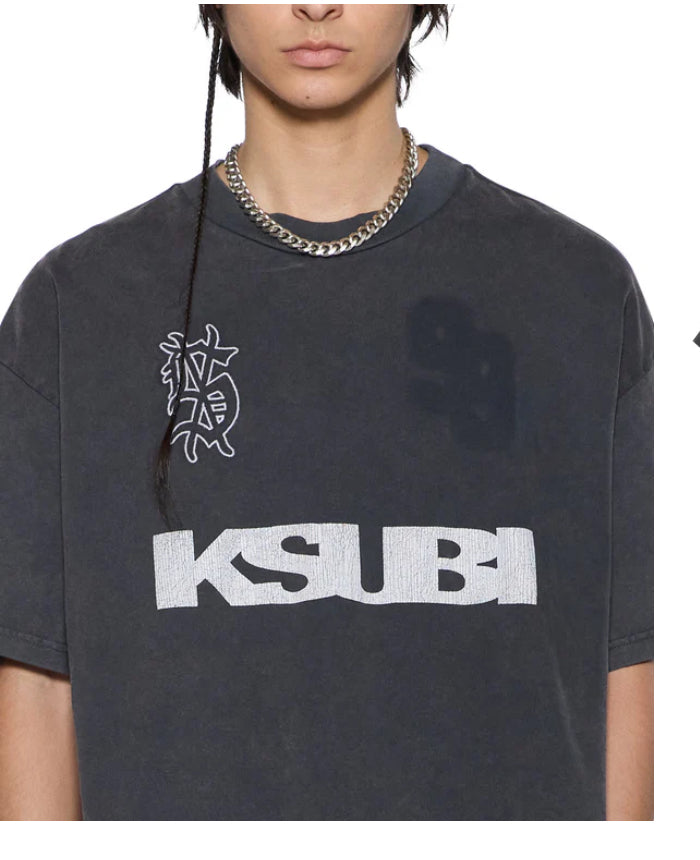 KSUBI-Rugged Ekcess Ss Tee Blasted Black-MFA25TE011