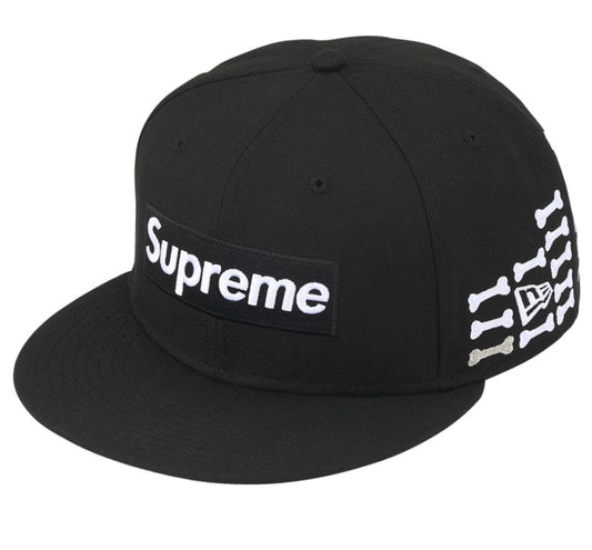 SUPREME -Bones Box Logo New Era®