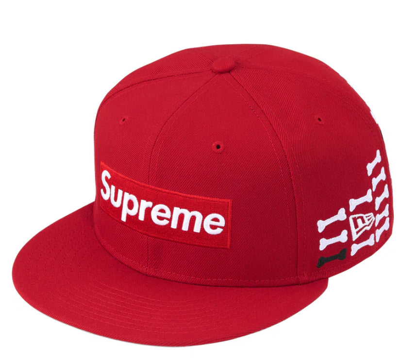 SUPREME -Bones Box Logo New Era®
